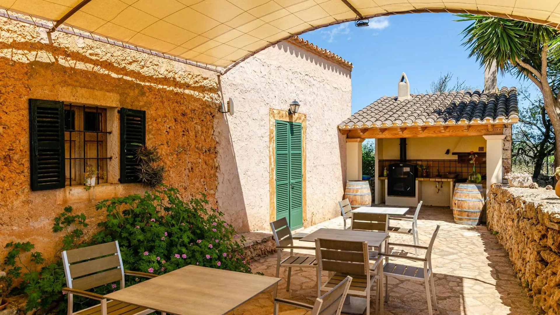Yourhouse Agroturismo Can Porreti La Figuera للوريت دى فيستا أليجر 0*,
