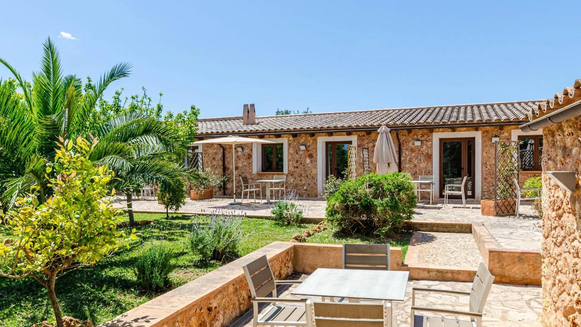 Yourhouse Agroturismo Can Porreti La Figuera Lloret de Vistalegre 0*,  Spanje