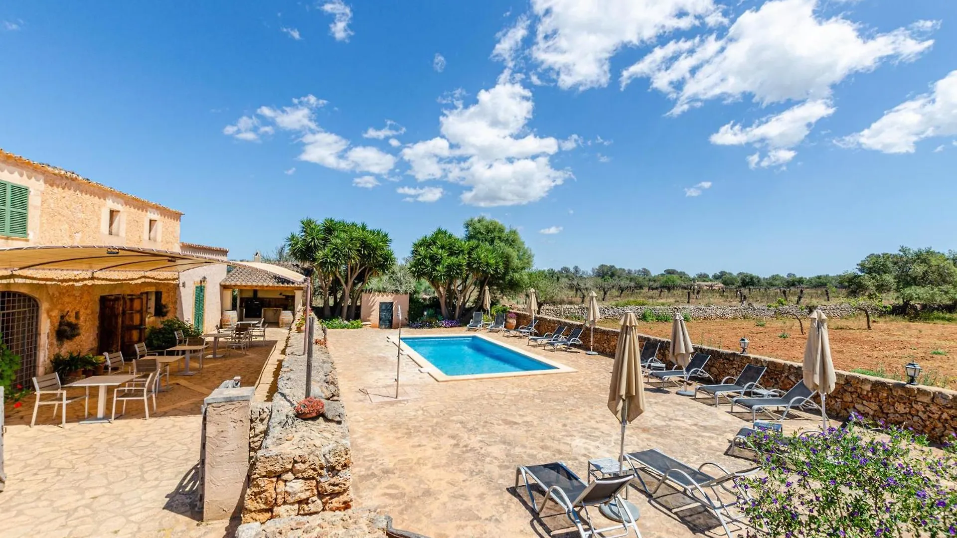 Yourhouse Agroturismo Can Porreti La Figuera Lloret de Vistalegre